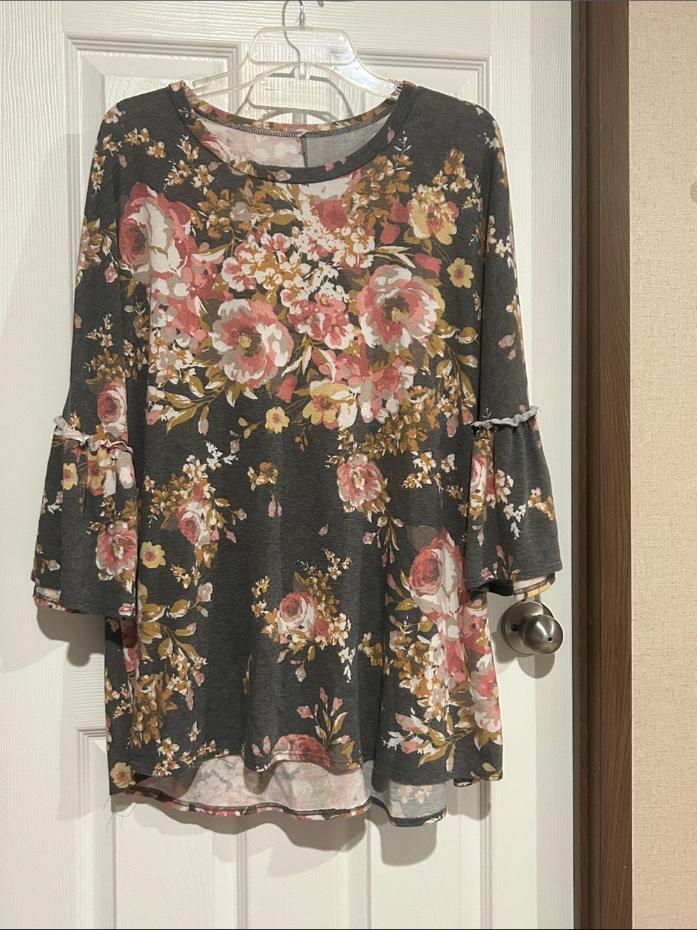 Floral Bell-Sleeve Women’s Top - Charcoal with Pink Blooms 2x